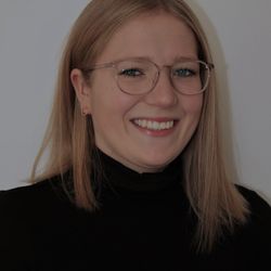 Porträtbild von Fabienne Sieweke