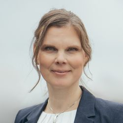 Portrait von Sonja Plachetta